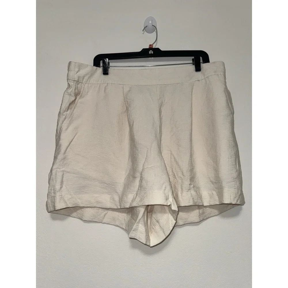 NEW A New Day High-Rise Modern Gauze Shorts Cream Size XXL - Picture 8 of 11
